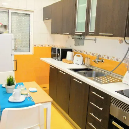 Апартаменты Apartamento Casa Branca Povoa de Santo Adriao